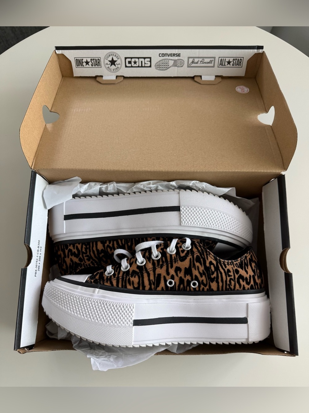 Converse Chuck Taylor All Star Lift Double Stack Sneaker - Leopard Size 8 - Picture 3 of 4